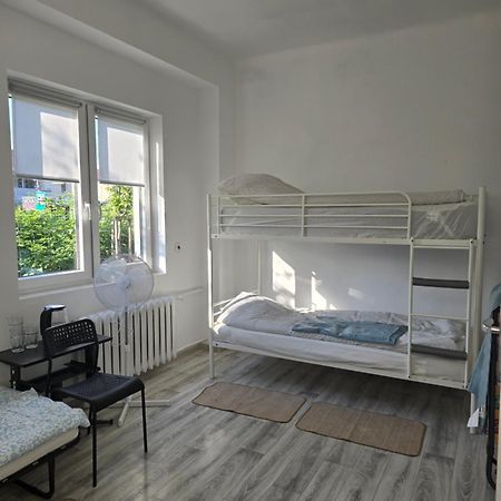 Hostel W Zielonce Zielonka  Eksteriør bilde