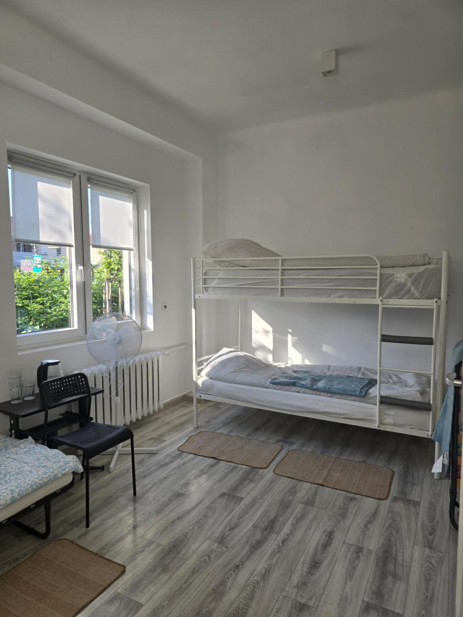 Hostel W Zielonce Zielonka  Eksteriør bilde