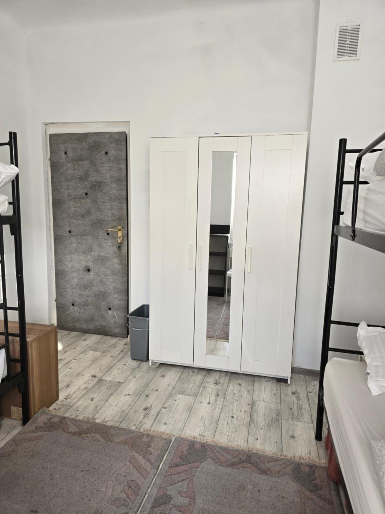 Hostel W Zielonce Zielonka  Eksteriør bilde